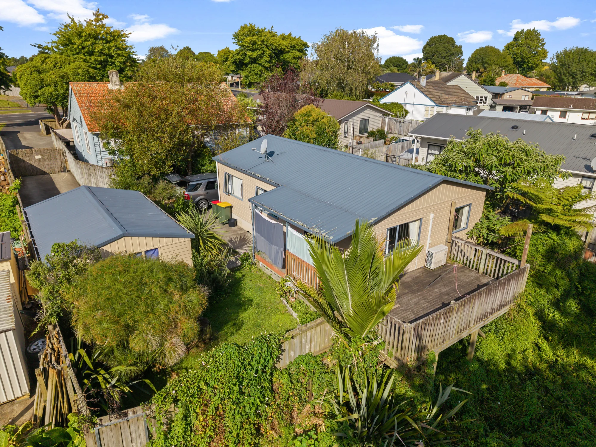 Fairfield 3ਬੈੱਡਰੂਮ Freehold Living At $599,000