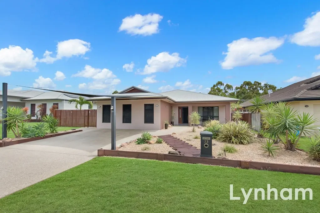 Bushland Beach 5ਬੈੱਡਰੂਮ Flexible Family Living with Shed, Solar & Space to Entertain