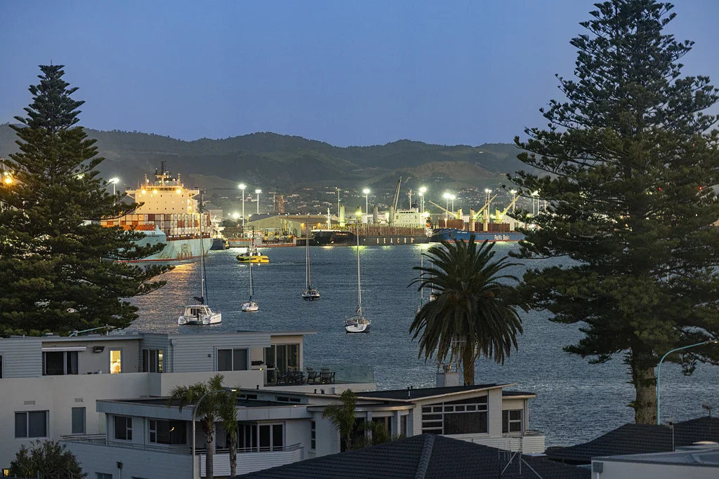 Mount Maunganui 4침실 Spacious apartment with iconic views