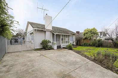 Fawkner 3Moenga Location and Land for Perfect Potential