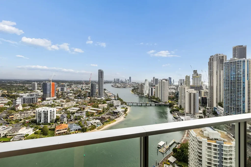 Surfers Paradise 1ਬੈੱਡਰੂਮ COASTAL LIVING IN THE HEART OF SURFERS PARADISE