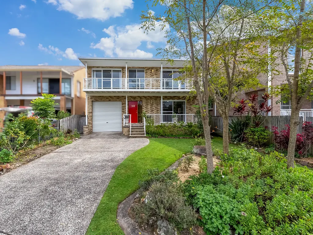 Spacious Family Home with Flexible Dual Living