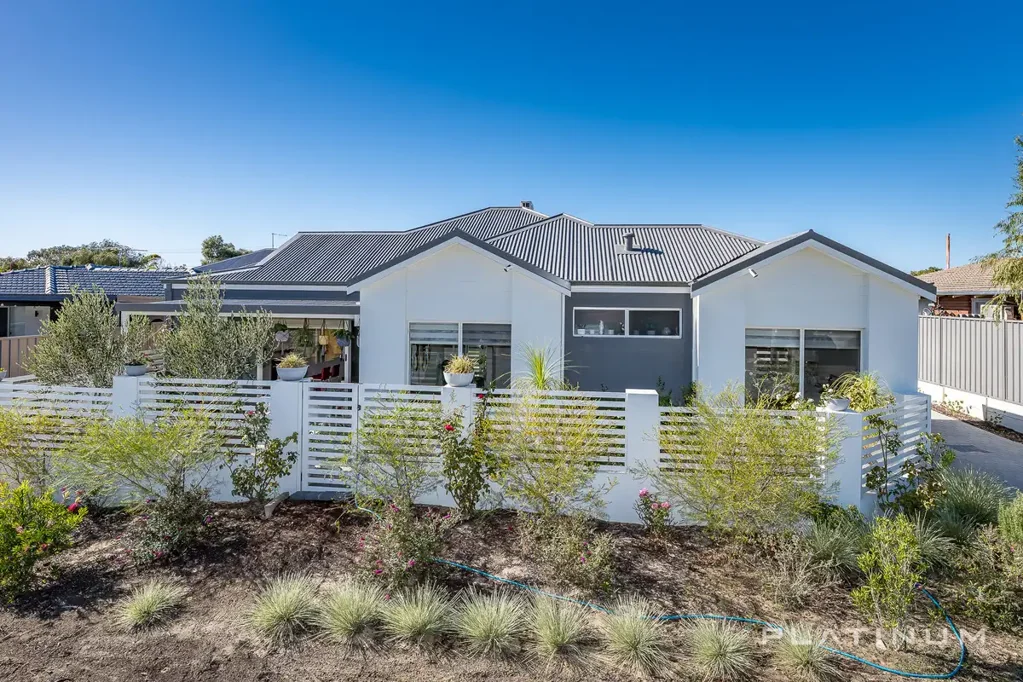 18A Mandalay Place, Craigie, WA 6025
