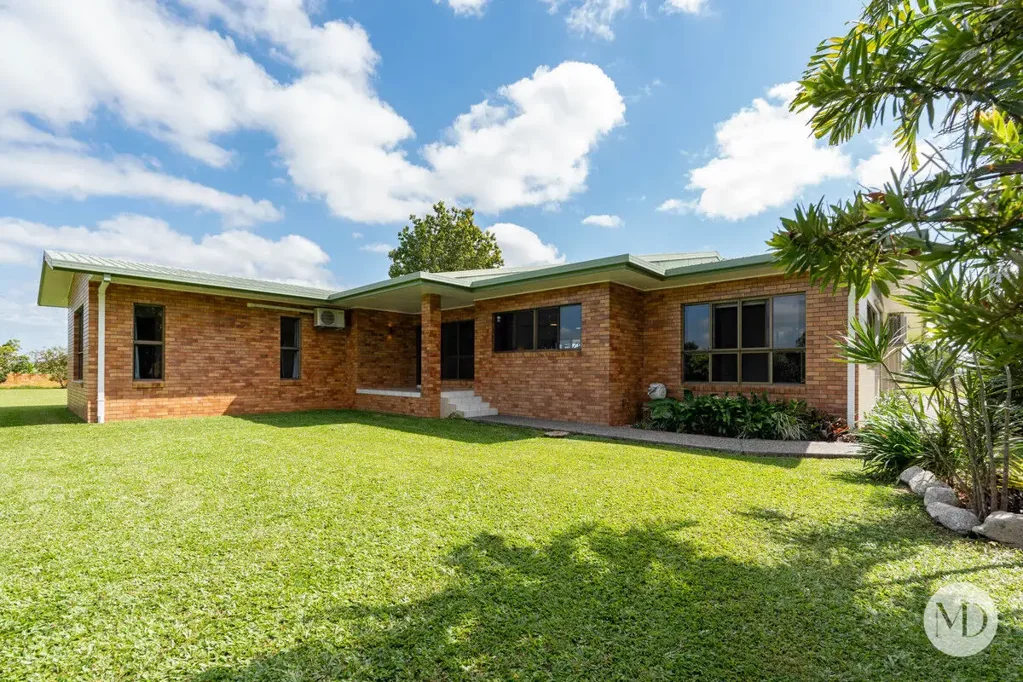 Mourilyan 3Zimmer More Than a Home - Space to Live, Work & Create