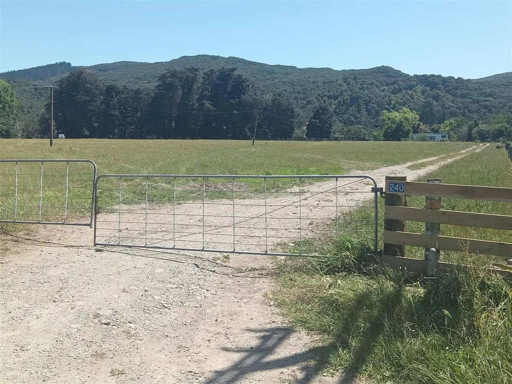 Tokomaru Bay Pioneers Required for the EAST COST