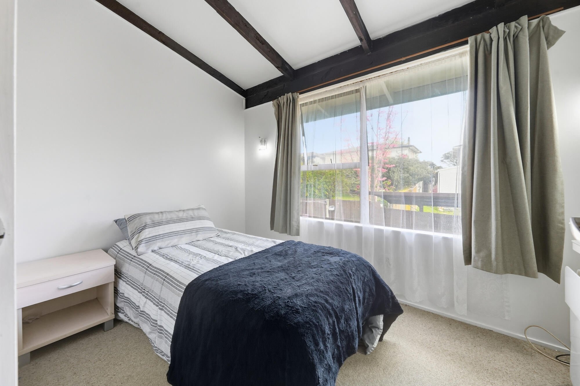 10 Ian Place, Glendene, photo 18