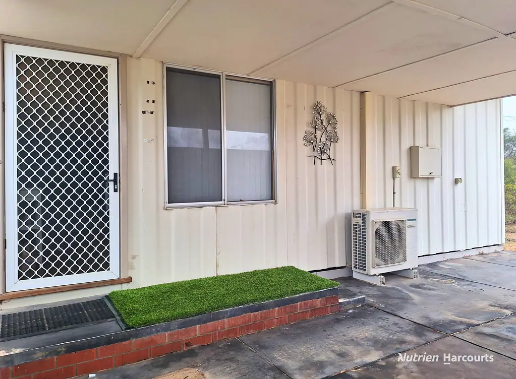 8 Bath Street, Kellerberrin, WA 6410