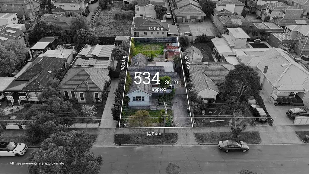 Preston 3房 宽敞地块534㎡ 14米临街面宽 交通便捷 Preston市场近邻 丰富餐饮购物 选择多样项目 Renovate or Rebuild, Premium Land Holding Near Preston Market & Northland
