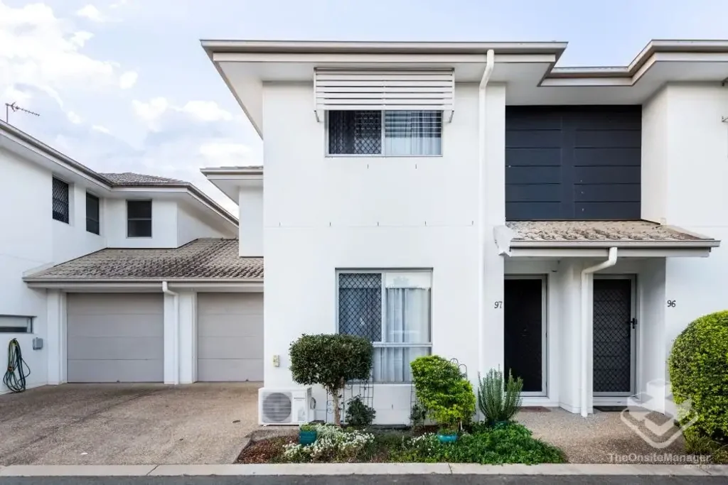 Bundamba 3房 优越地段 — 即刻入住或出租 Premium Location Move In or Rent Out