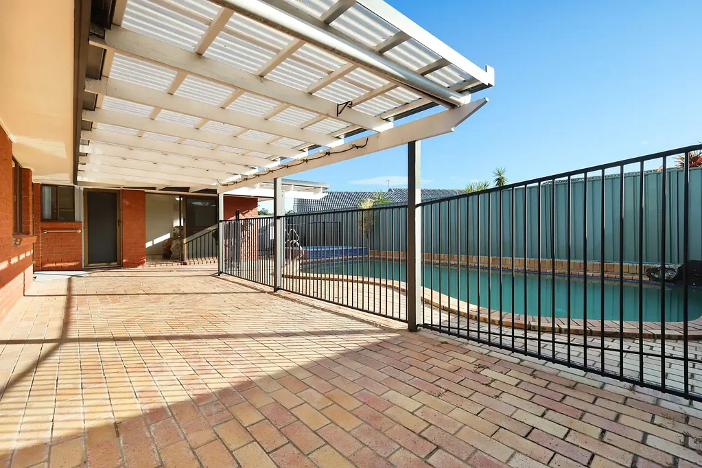 Burleigh Waters 4 Slaapkamer First Time Offered to the Market in 39 Years – A Rare Burleigh Waters Opportunity