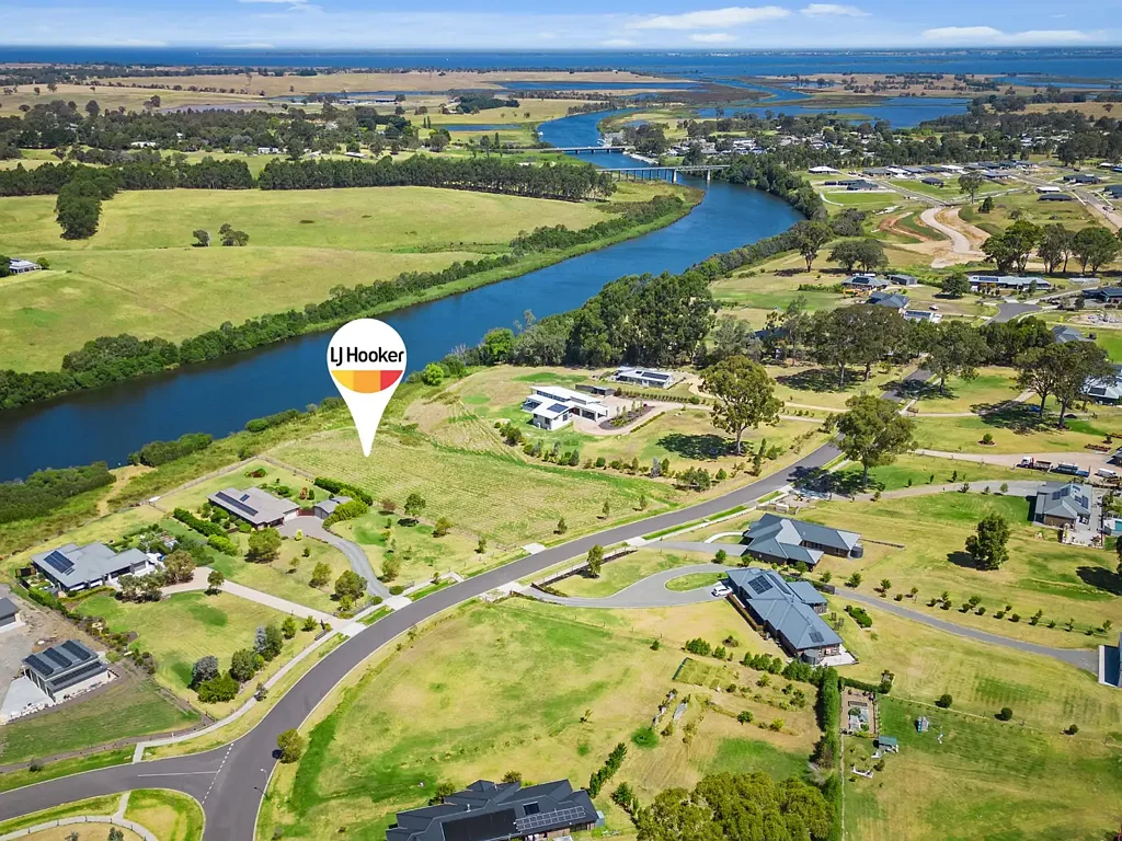 Nicholson 2 ACRES OF ABSOLUTE RIVERFRONT