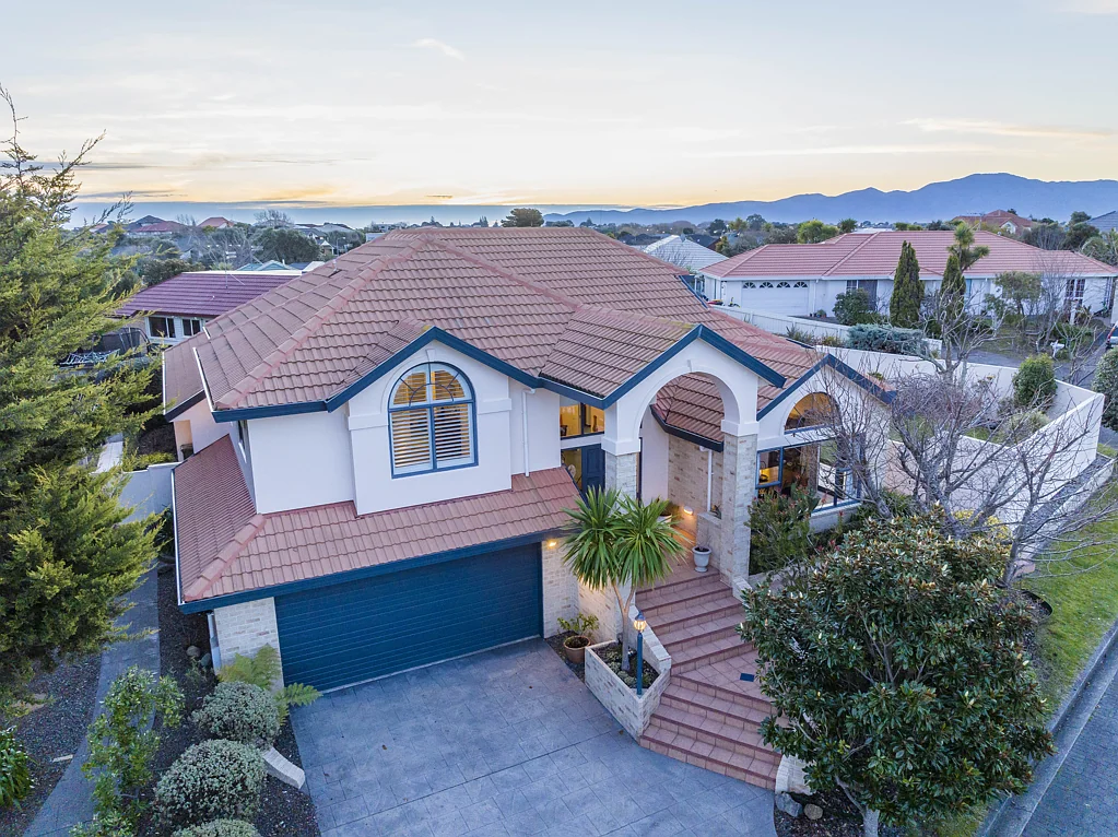 Paraparaumu 4Habitaciones Space to Live. Sophistication to Love.