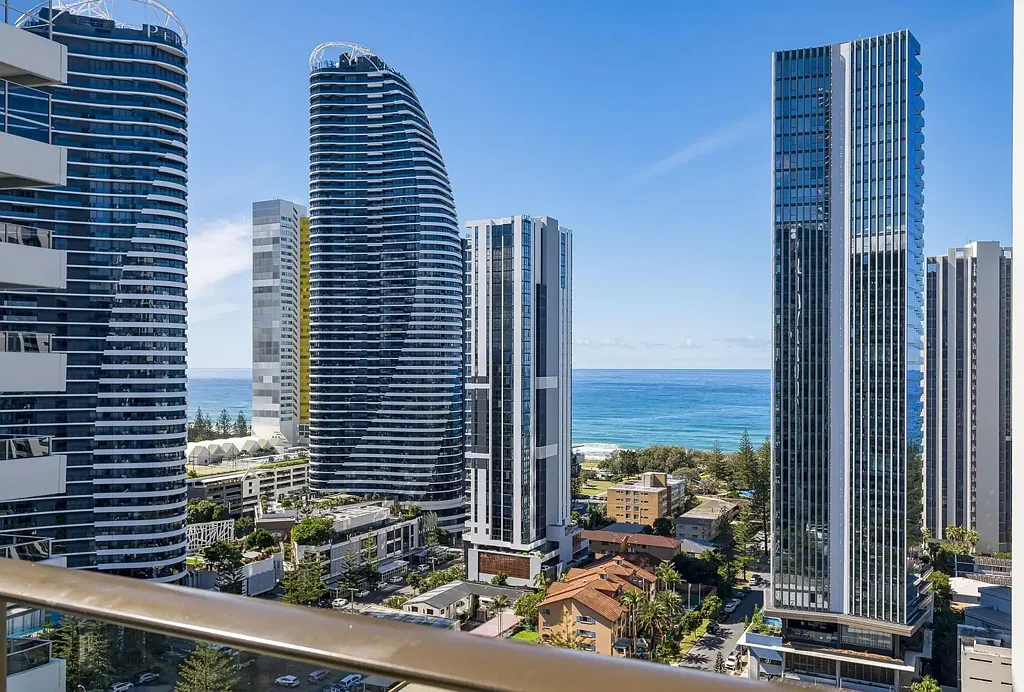Broadbeach 1房  BEAUTIFUL ONE BEDROOM ONE BATHROOM APARTMENT IN MODERN BROADBEACH BUILDING – 2002/2663 GOLD COAST HWY