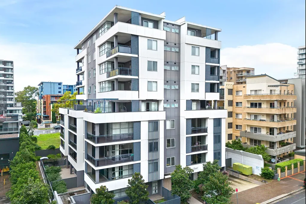 9/4-6 Browne Parade, Warwick Farm, NSW 2170