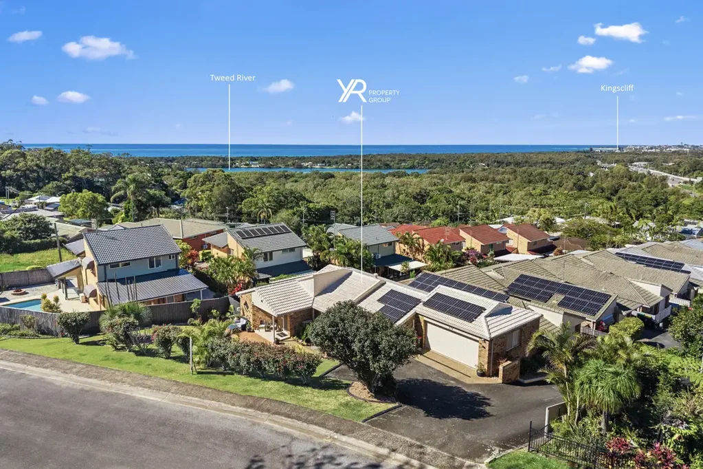 Banora Point 3房  Modernised Ocean View Villa