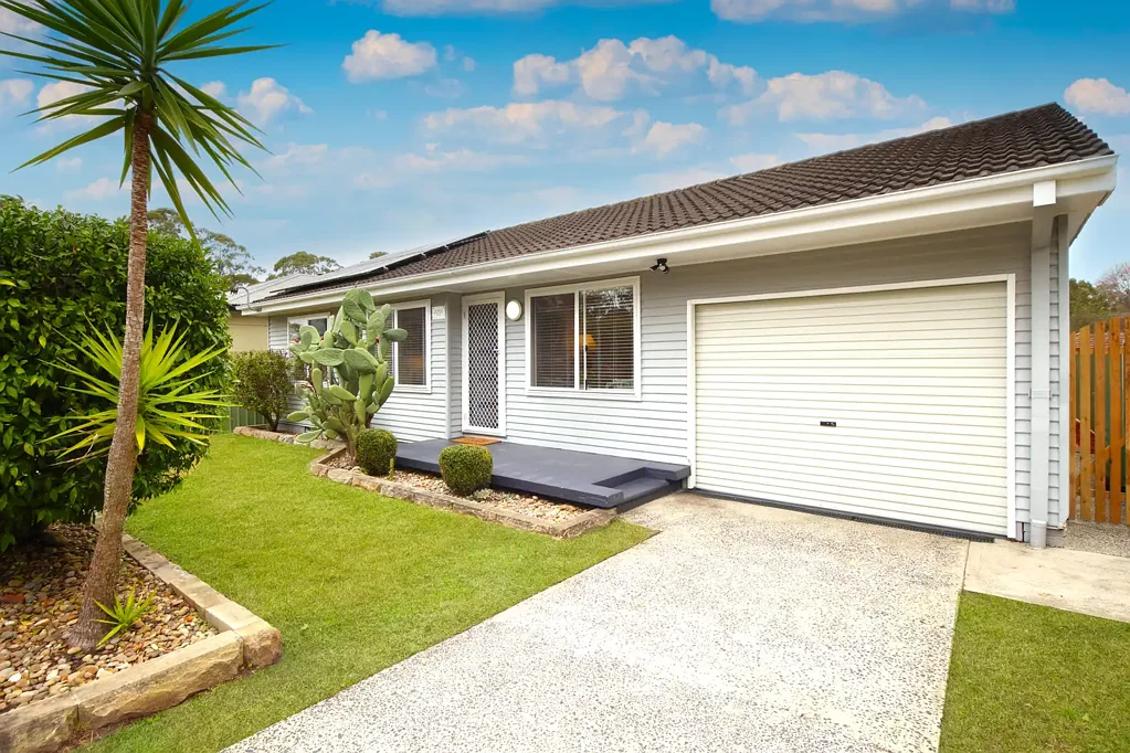 5 Lionel Parade, Springfield, NSW 2250