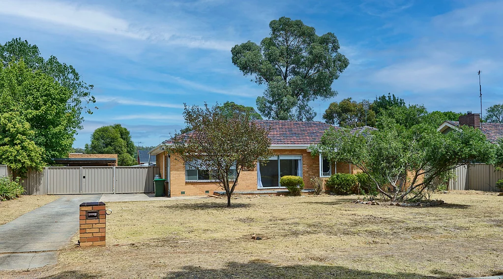 35 Playne Street, Heathcote, VIC 3523