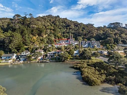 1G/2 Weranui Road, Waiwera