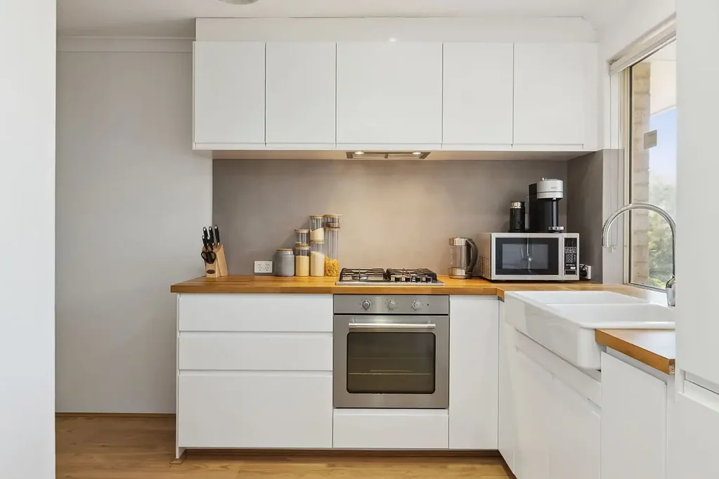 Maylands 2房  Charming Riverside Villa with Resort-Style Living