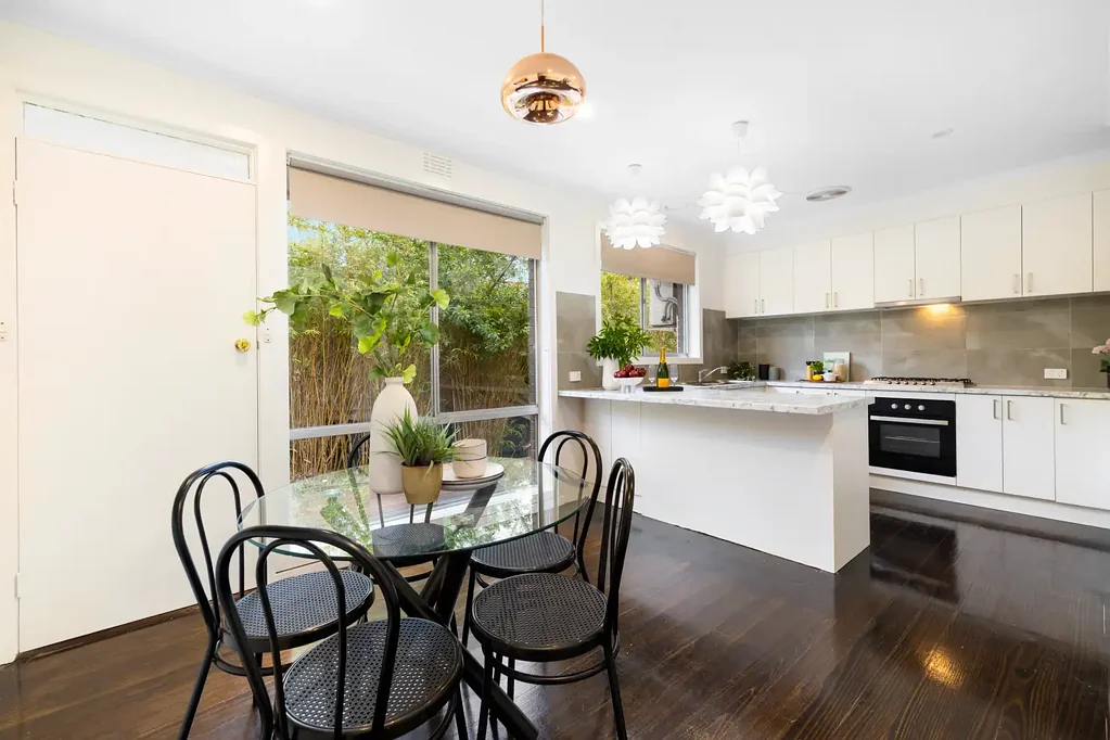 Ferntree Gully 4ਬੈੱਡਰੂਮ Expansive Entertainer in Prime Position