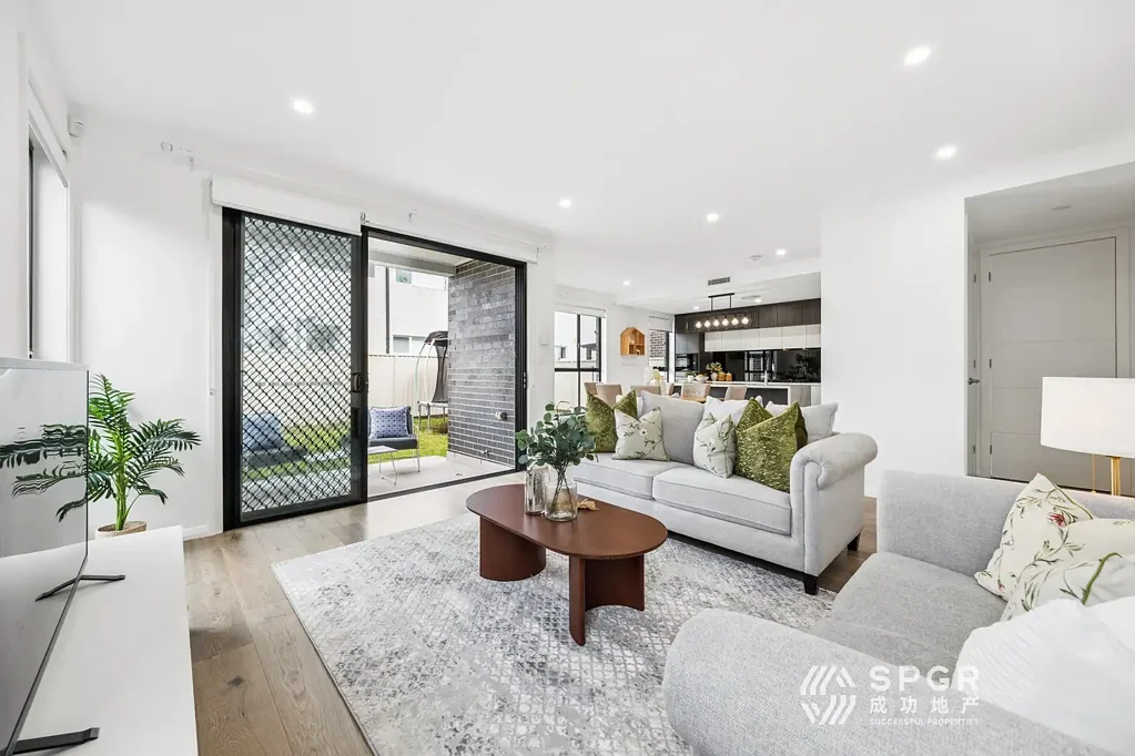 The Ponds 4 Slaapkamer North Facing Family Home in Riverbank PS and The Ponds HS – Walk to Schools & Shops