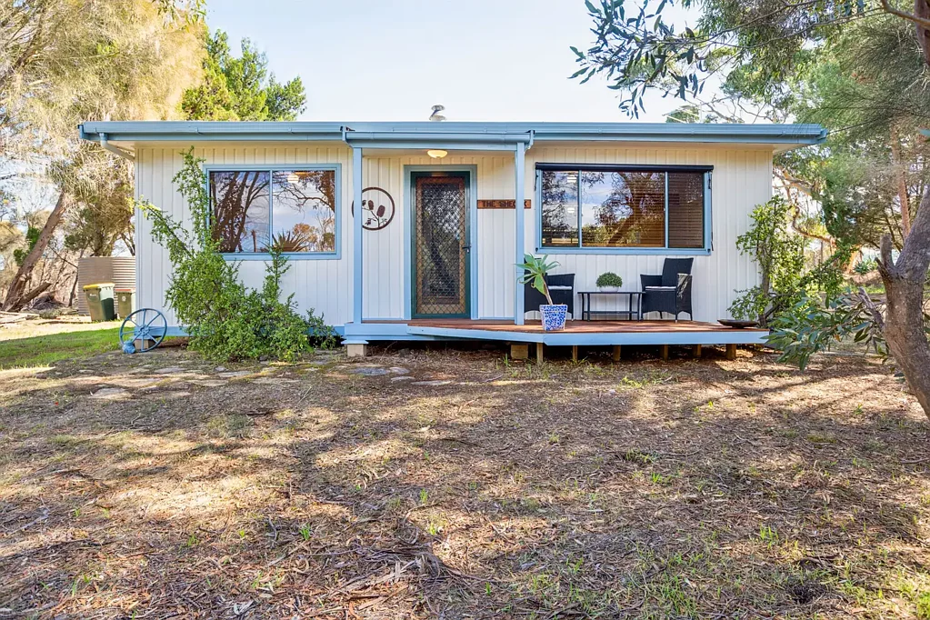 American River 2 Slaapkamer NEST, REST OR INVEST IN AMERICAN RIVER!