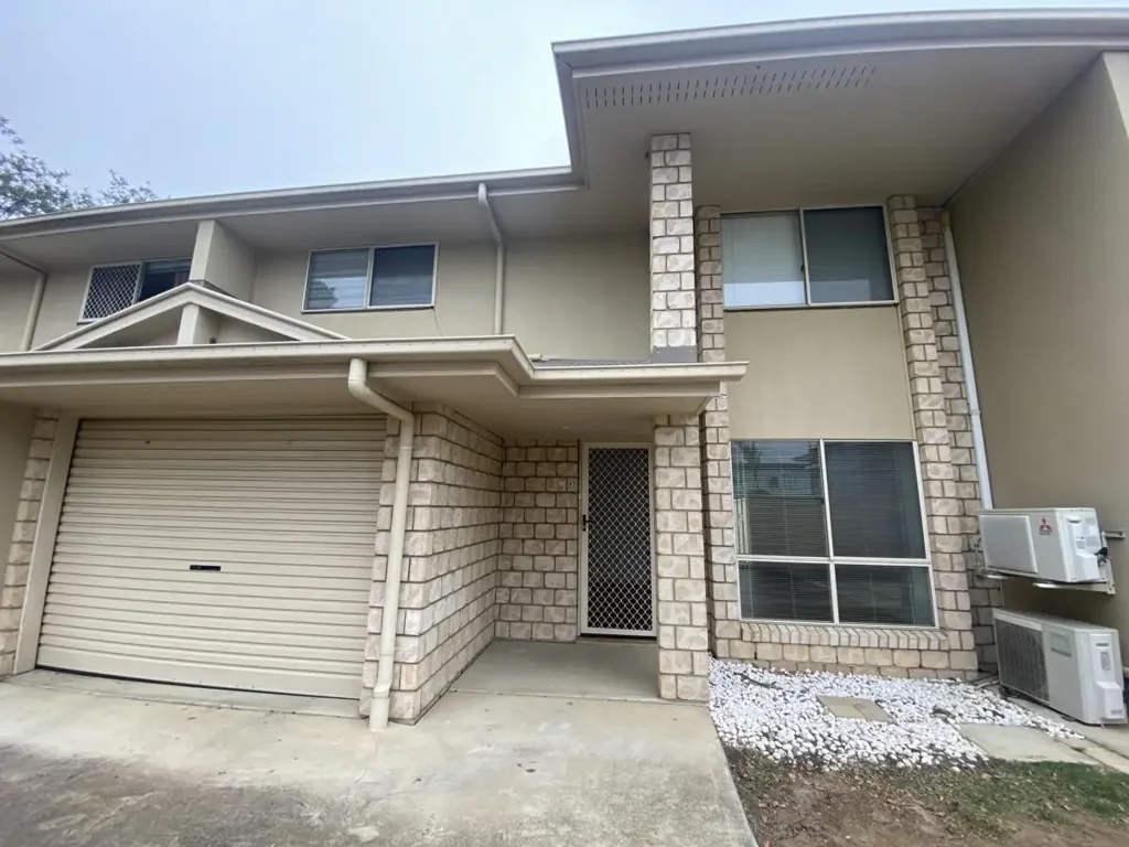 Gatton 3 Bedroom unit Gatton Central location