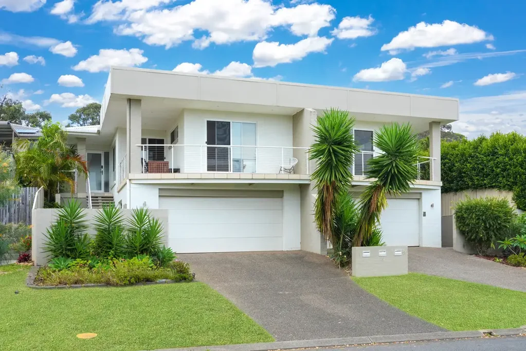 Port Macquarie 6Zimmer Dual-Income Opportunity in a Peaceful Crestwood Setting