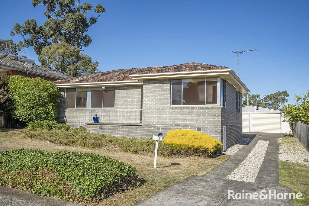8 Dollery Drive, Kingston, TAS 7050