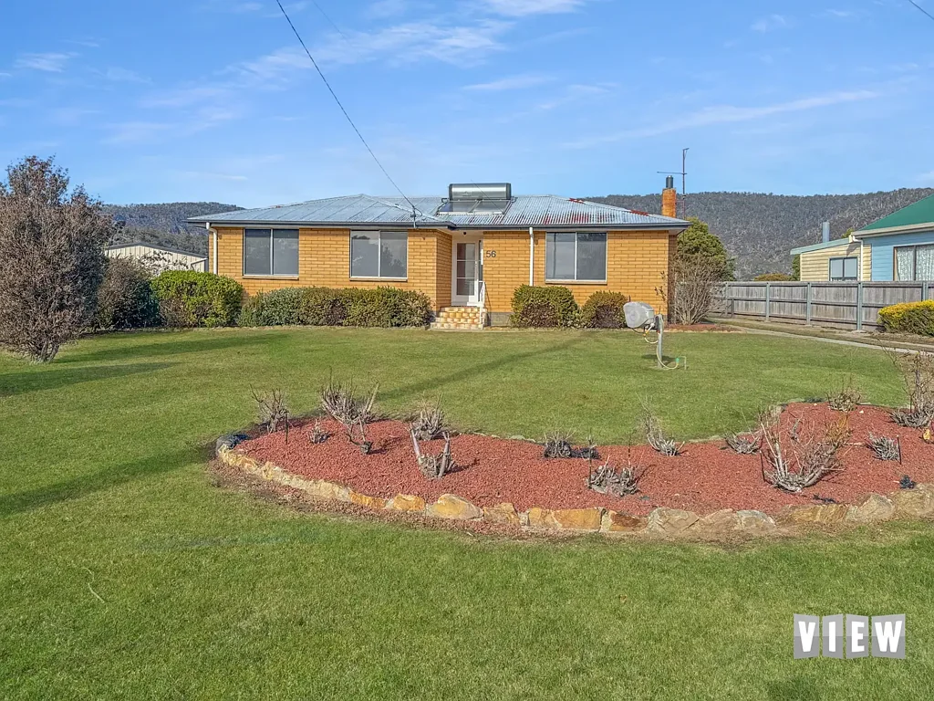 Fingal 3 Bedroom Spacious Family Home with Views & Country Charm