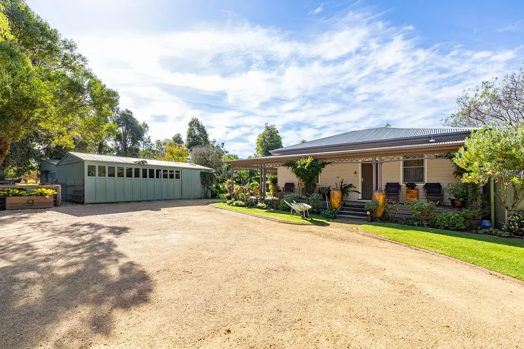 Johnsonville 3部屋 Privacy, Character & Charm On 2.5 Acres