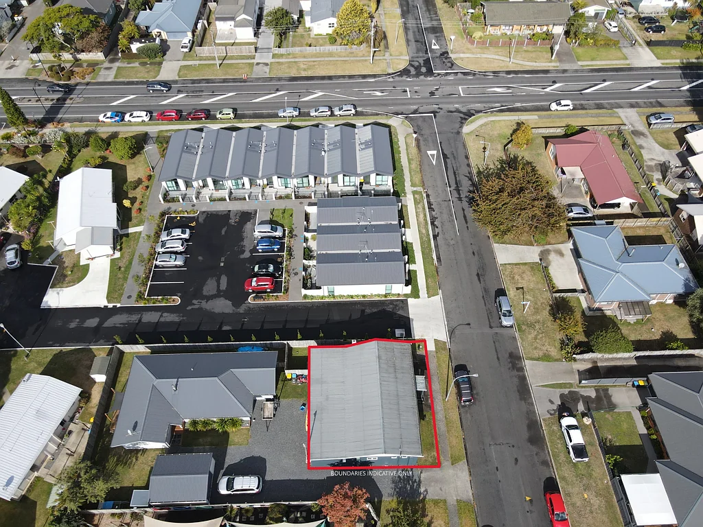 Leamington  Versatile office/retail opportunity