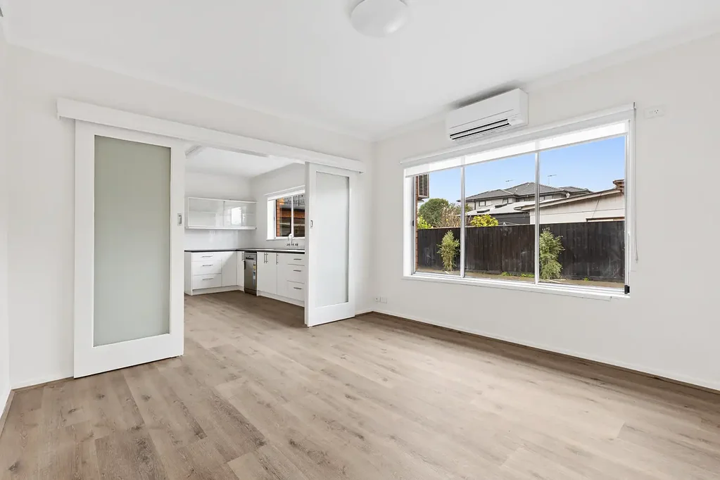 Modern, Stylish & Spacious!