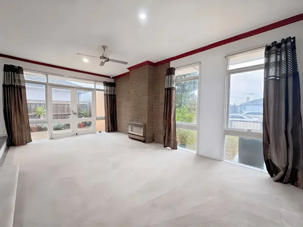 Lalor 3ห้องนอน Spacious Family Home in Prime Lalor Location