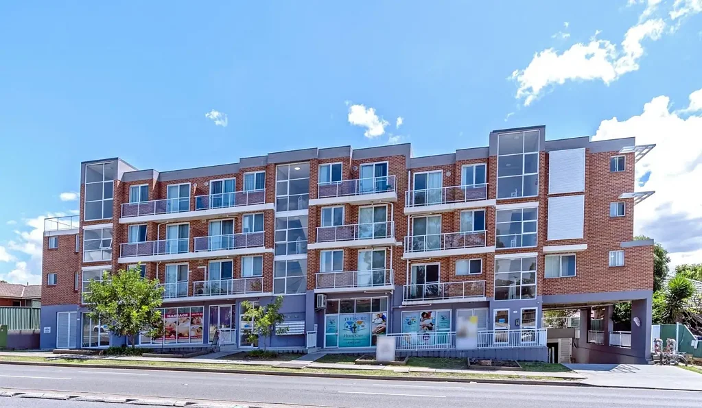 2 BEDROOM MODERN APARTMENT