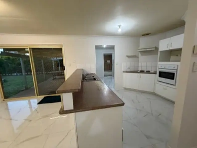 2 Bowerbird Close, Doolandella, QLD 4077, 5 slaapkamers, 1 badkamers, House
