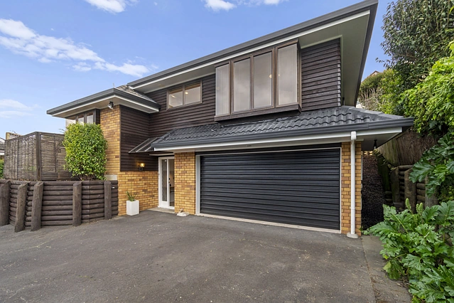 21A Rutherford Terrace, Meadowbank, Auckland City