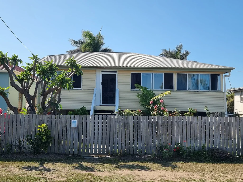 24 Dalrymple St, Bowen, QLD 4805