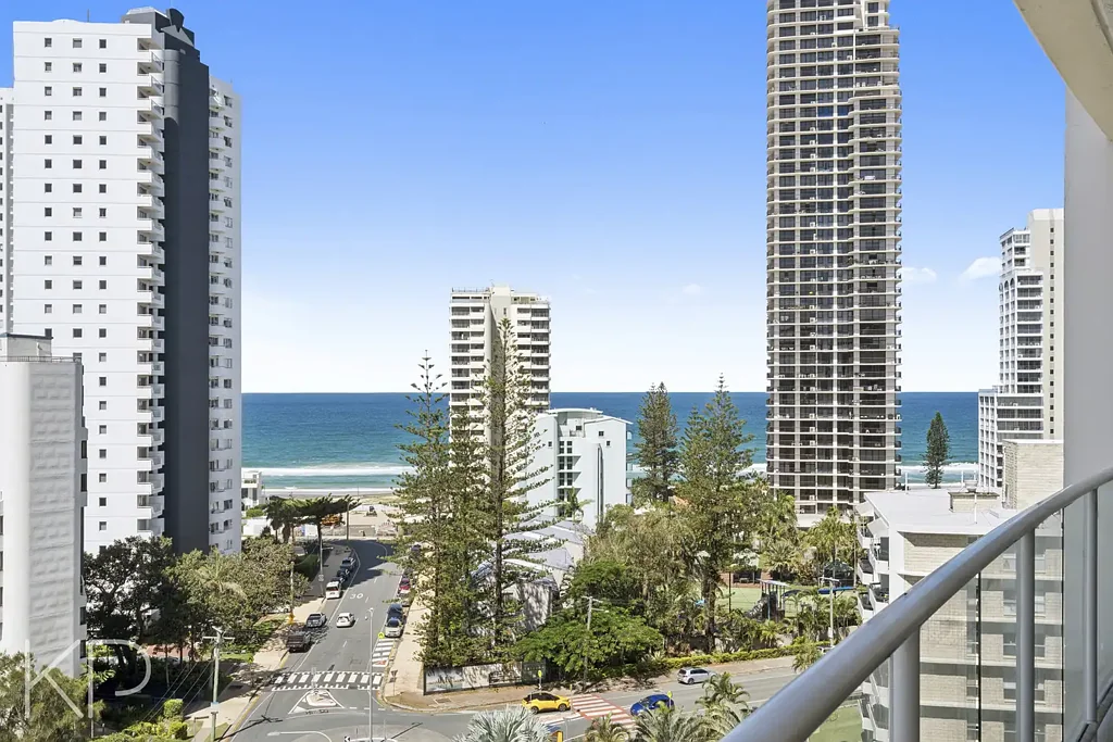 Surfers Paradise 3غرفة نوم Elevated Coastal Escape with Panoramic Views
