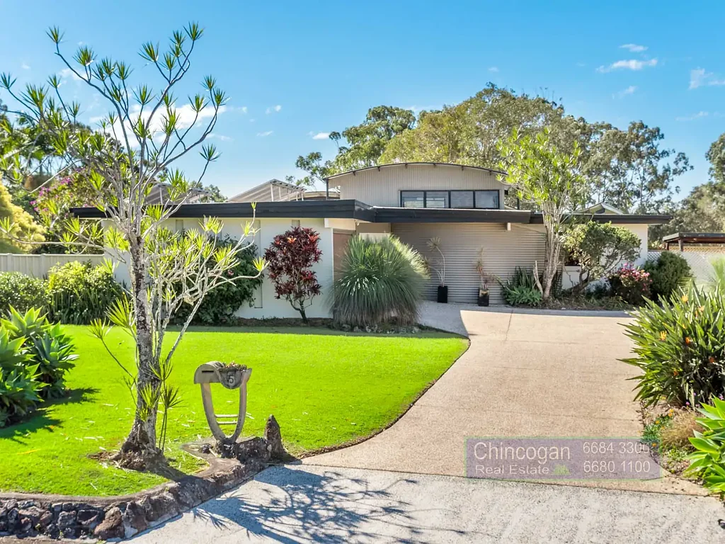 5 Tathra Glen, Ocean Shores, NSW 2483