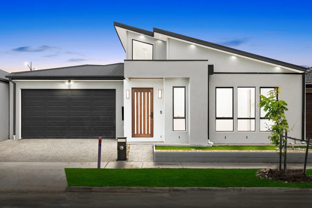16 Bovine Crescent, Donnybrook, VIC 3064