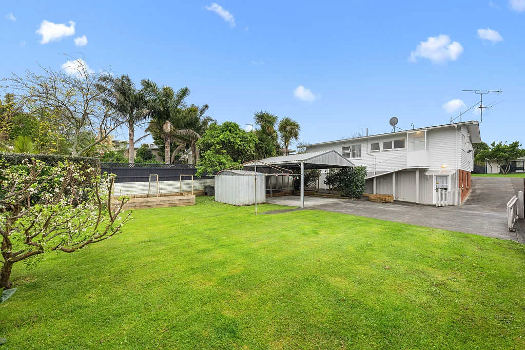 12 Boys Place, Pakuranga Heights, Manukau City, Auckland
