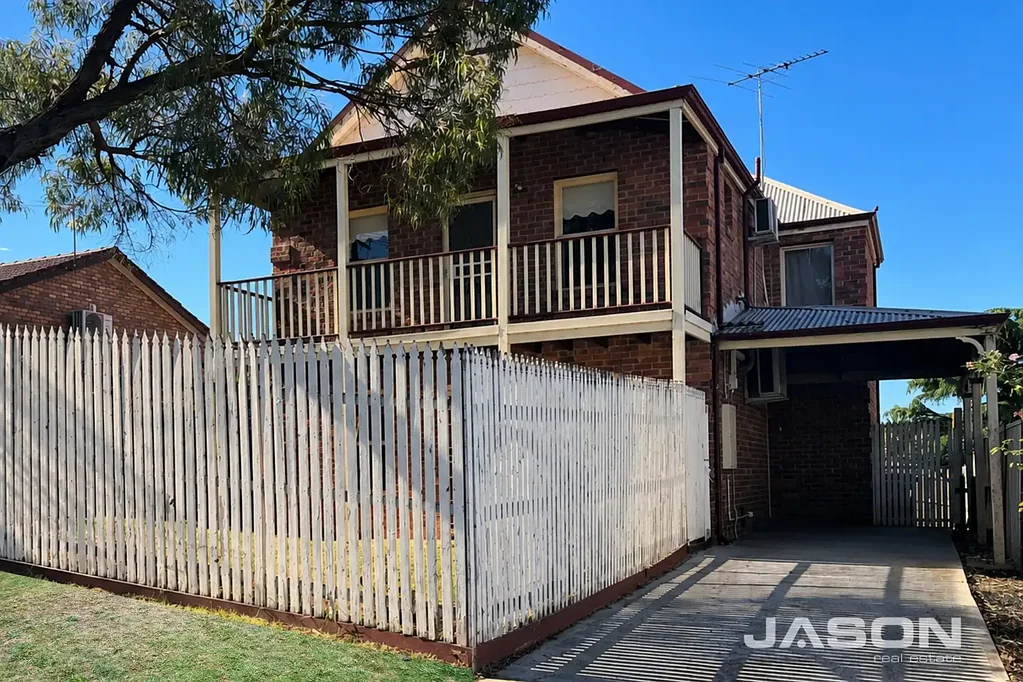 COSY WESTMEADOWS HOME