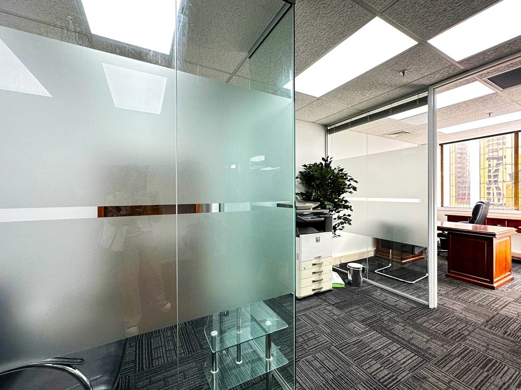 Auckland Central AFFORDABLE OFFICE WITH FITOUT AND FURNITURE