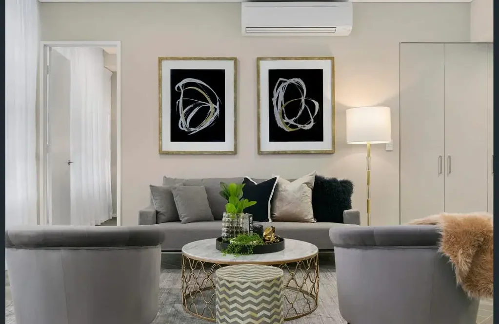 Carlingford 1 Bedroom QUIET APARTMENT - CENTRALLY LOCATED - CLOSE TO SHOPS, SCHOOLS, AND RESTAURANTS.