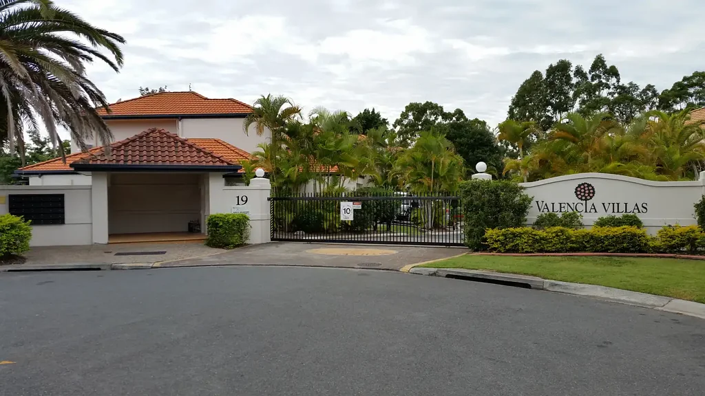 Break Lease - Available now - 3 bedroom 2.5 bathroom townhouse in family friendly gated complex