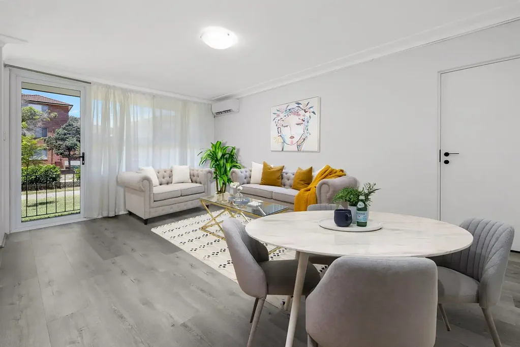 Updated Peaceful Parkside Apartment