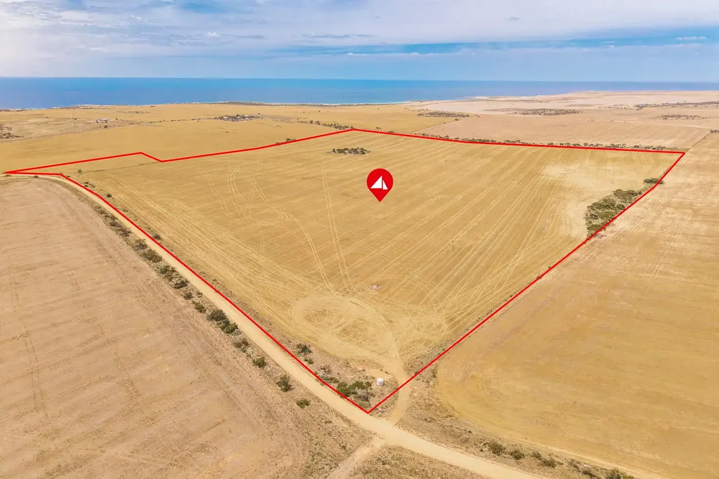 Port Neill 57.64ha of Prime Cropping Country with Sea Views