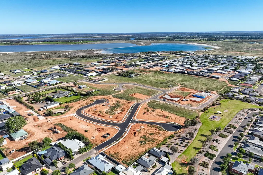 Mildura Stage One - Riverside Park Estate.
Only 2 lots remaining - titled, registered, and ready to build!