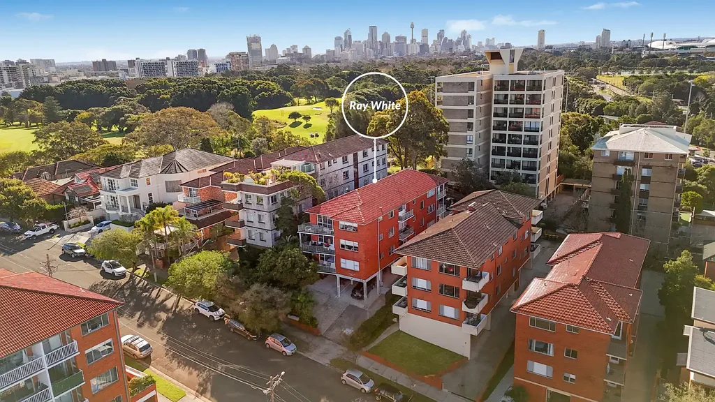Kensington 18Habitaciones Significant LMR Zoned Investment Opportunity